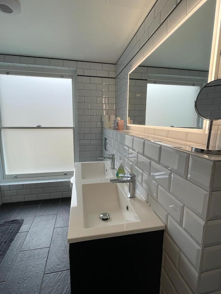 Luxury Apartment In Belsize Park 伦敦 外观 照片